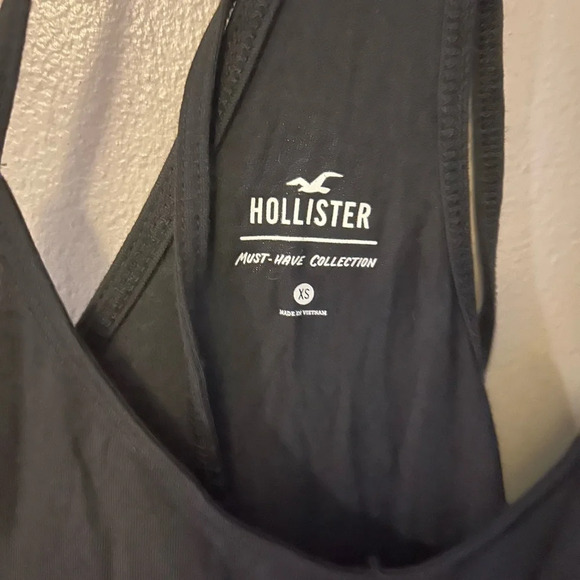 Hollister shirt - black strappy tank with ruffle hem NWT - Picture 3 of 7
